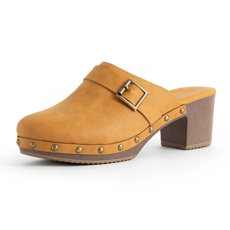 Maestra Rivet Mules