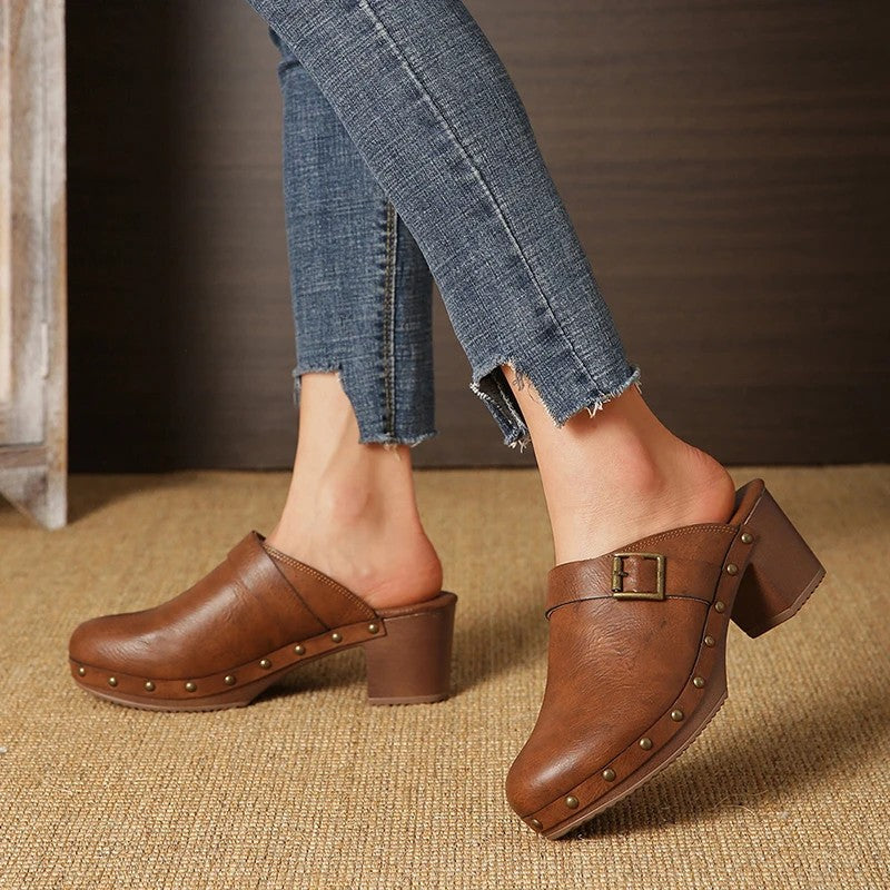 Maestra Rivet Mules