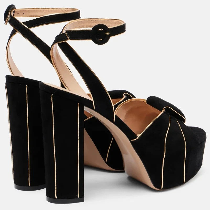 Contessa Knot Pumps