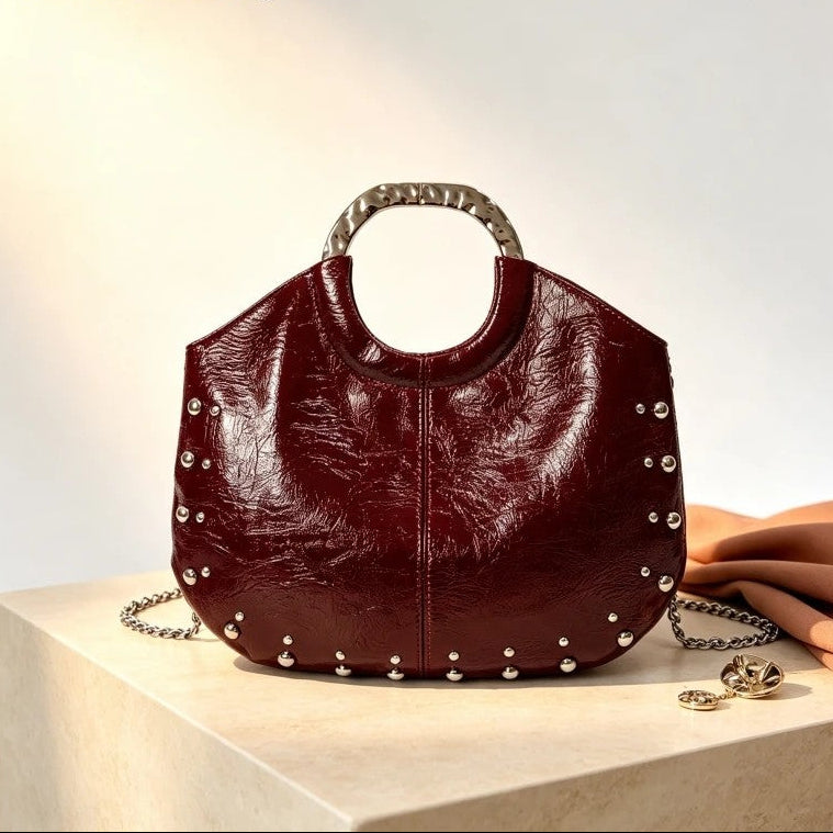 Domina Rivet Hobo