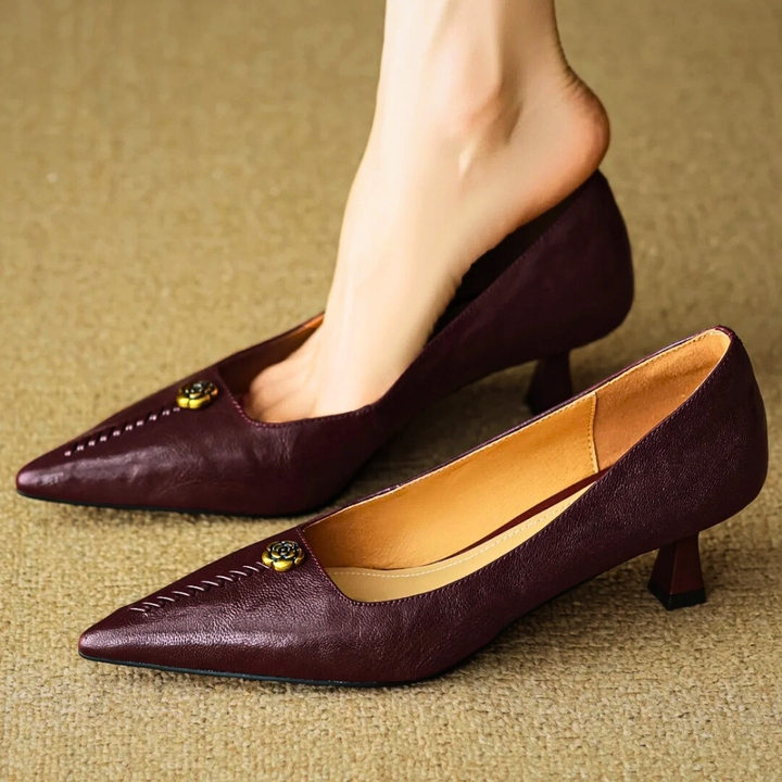 Camellia Atelier Pumps