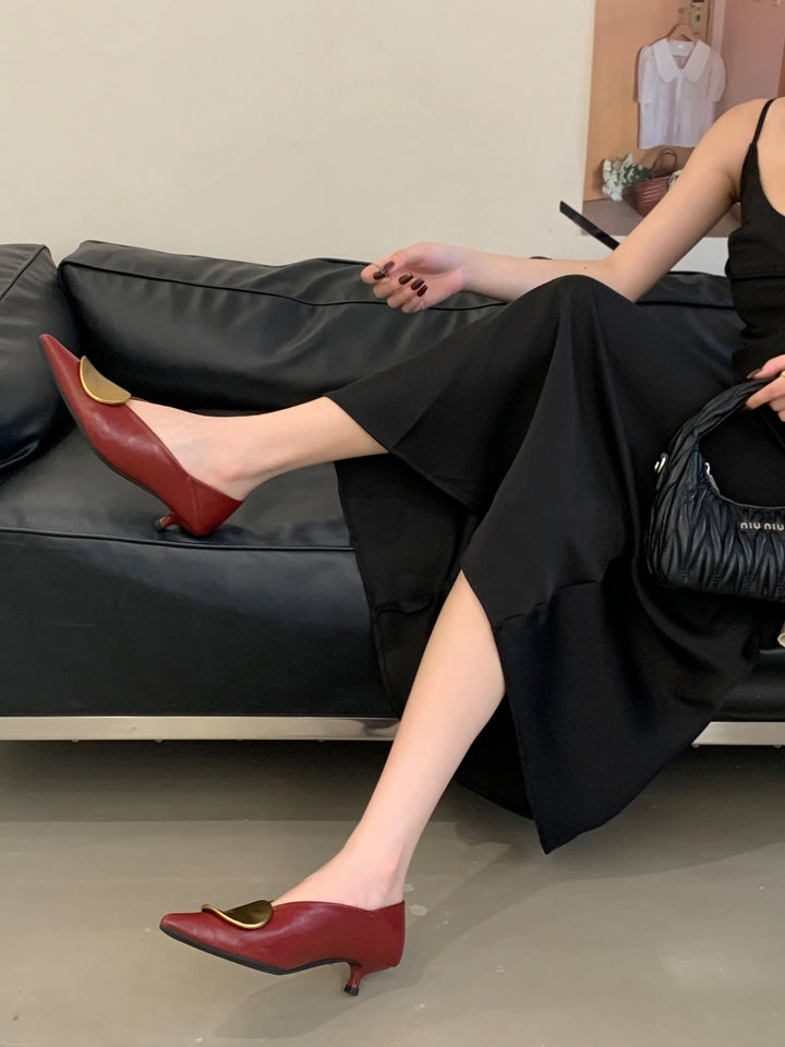 Icon Disc Point Pumps