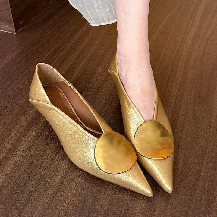 Icon Disc Point Pumps