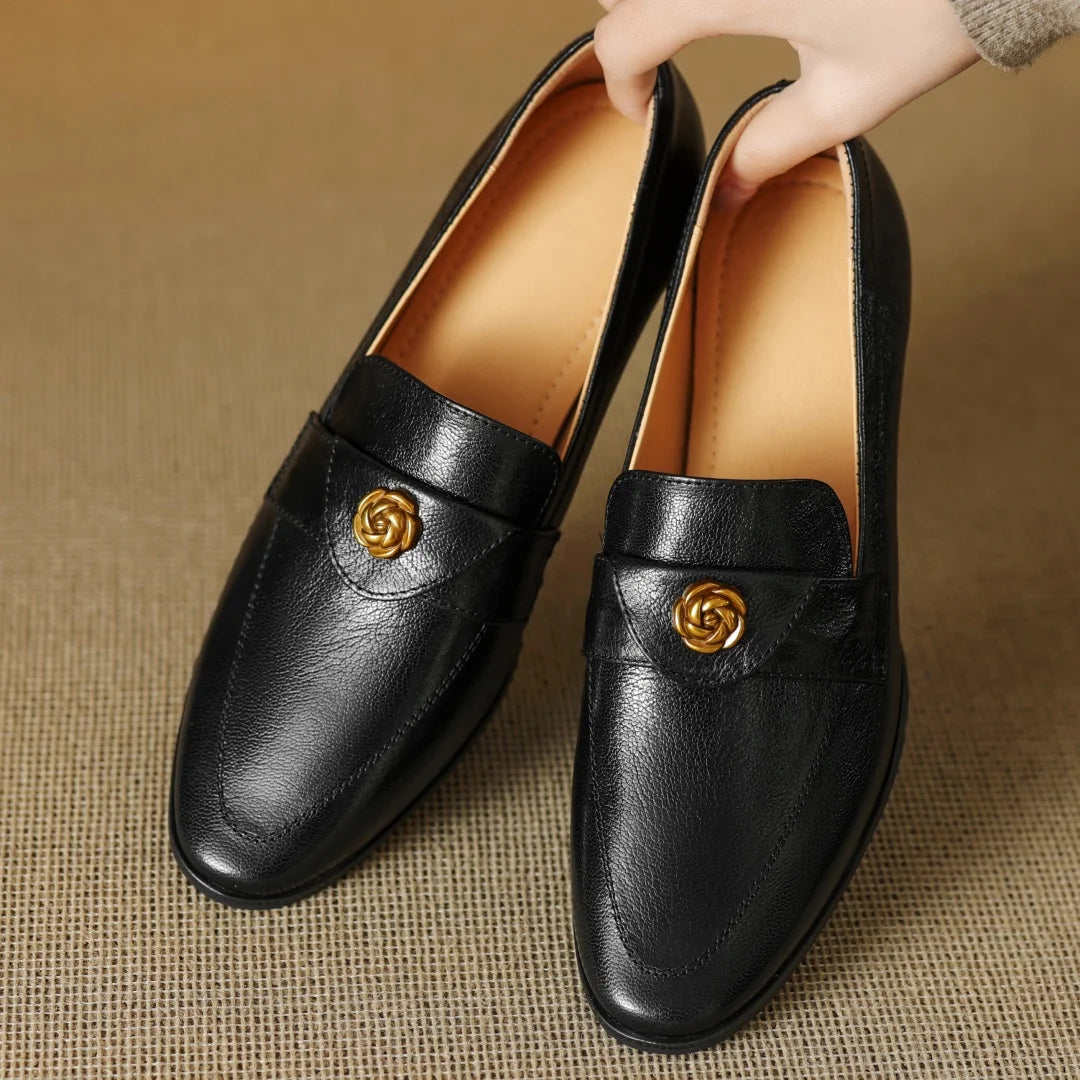 Camelia Leather Pumps