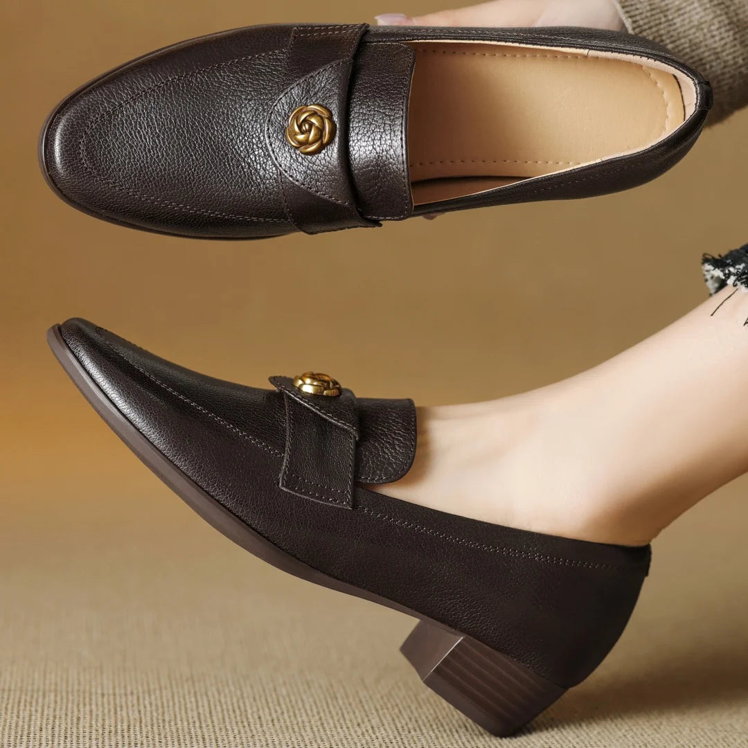 Camelia Leather Pumps