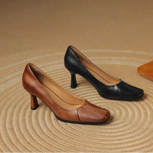 Verano Pleated Pumps
