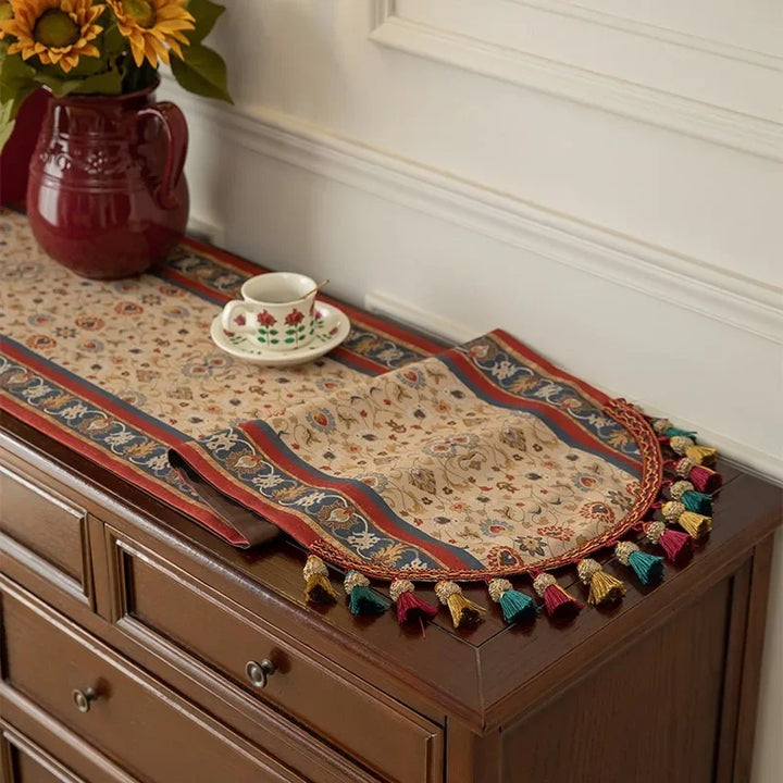 Florentina Table Runner