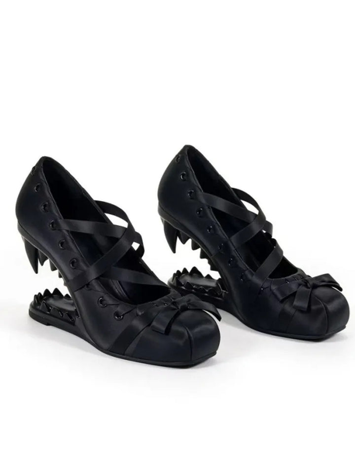 Vampira Pumps