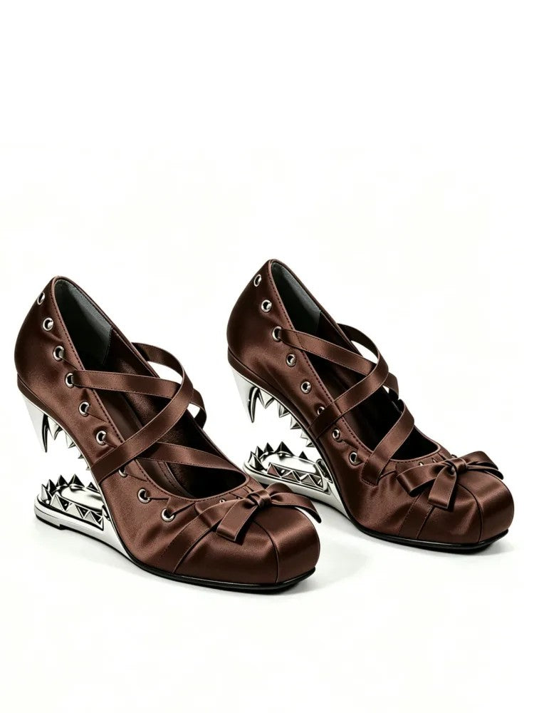 Vampira Pumps