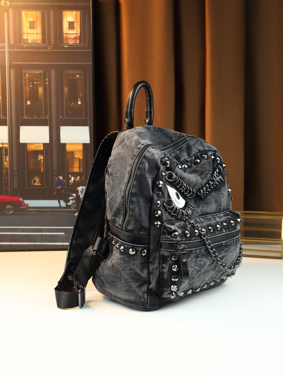 Vault Gaze Backpack