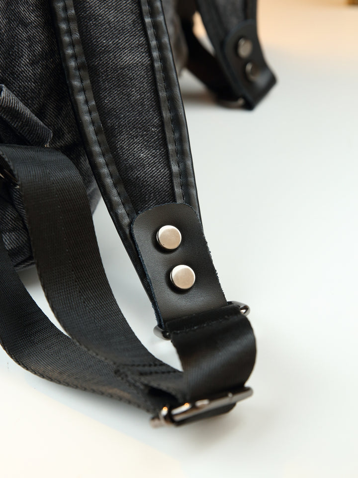 Vault Gaze Backpack
