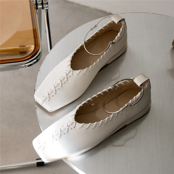 Winona Whipstich Flats