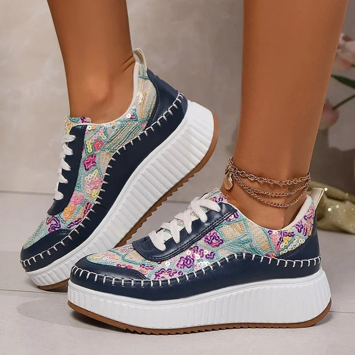 Modella Platform Sneakers