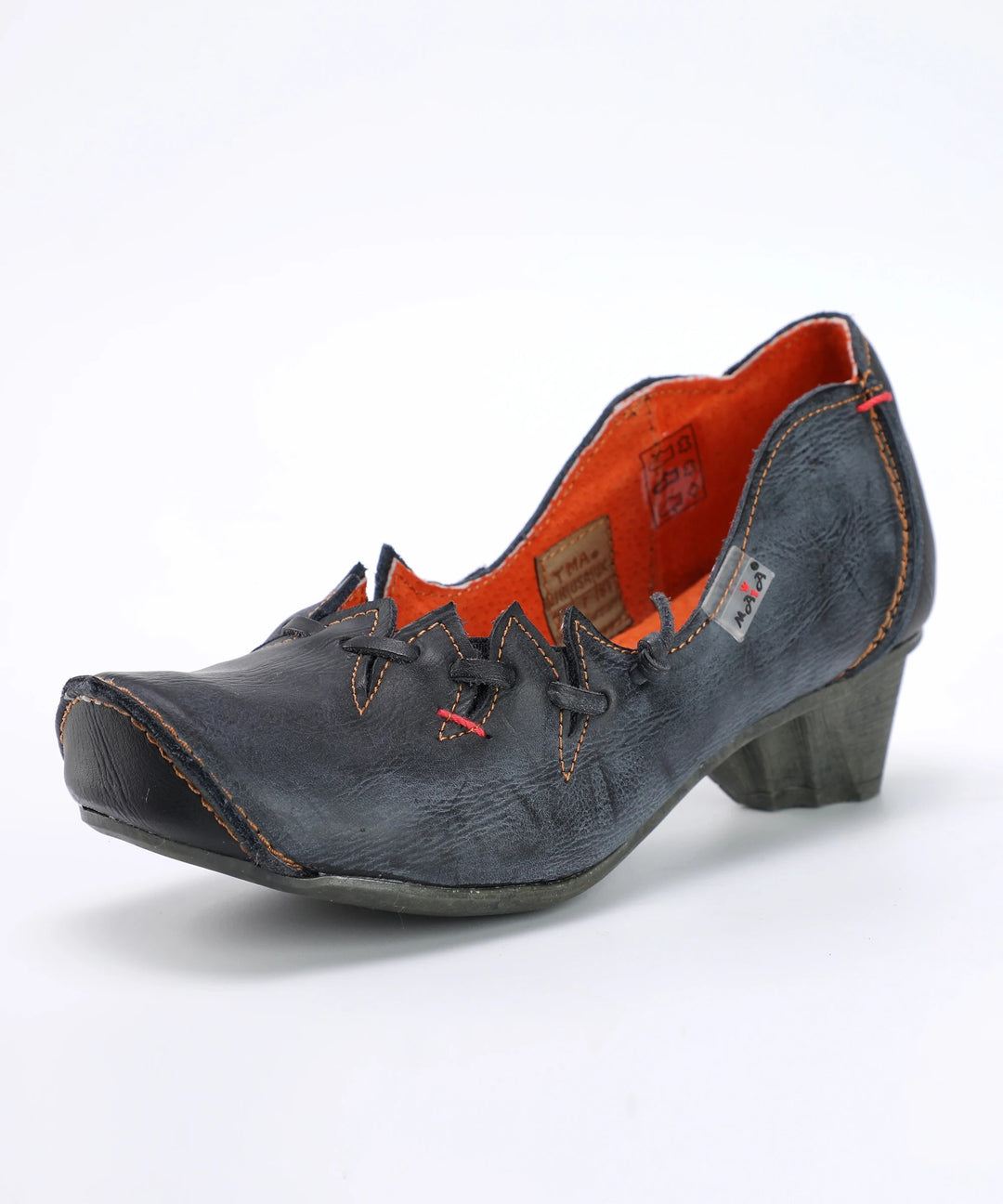 Verbena Leaf-Laced Pumps