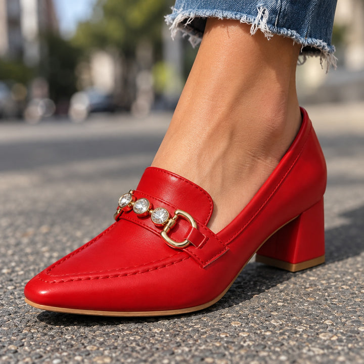 Genoveva Bit Loafer Pumps — ce_brooklyn_s2_01
