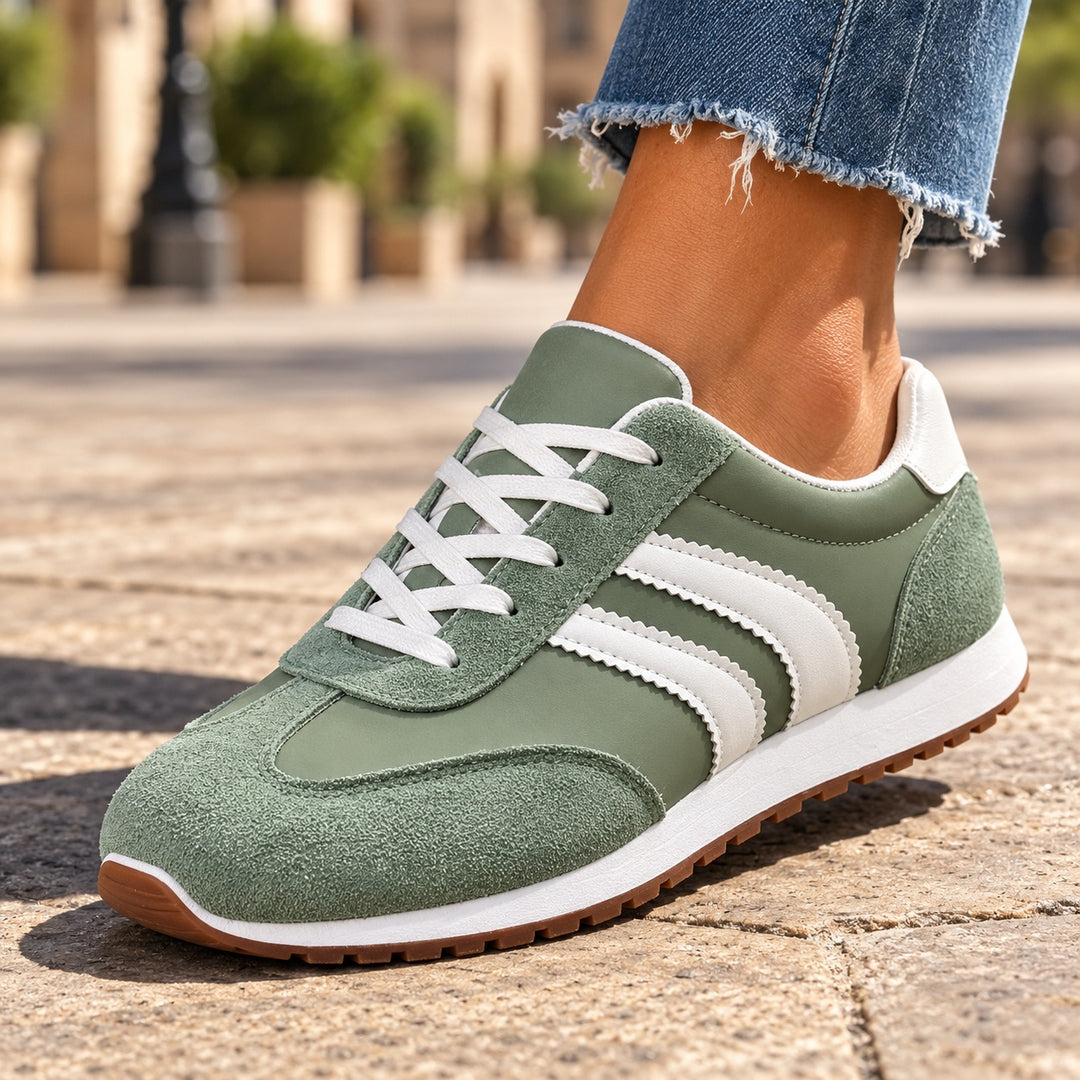 Trackside Retro Sneakers — ce_brooklyn_s2_01
