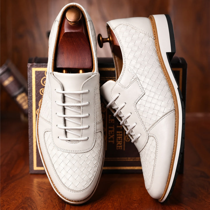 Verona Woven Sneakers — ce_angle_01