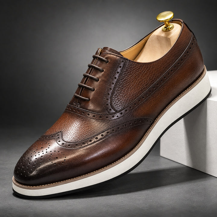 Vittori Wingtip Sneakers — ce_angle_01